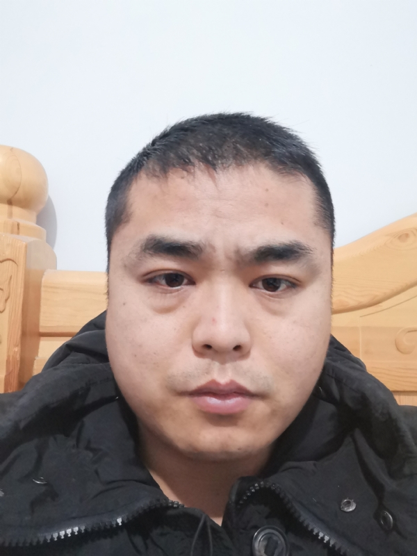 真诚的第一张照片--蚌埠闪婚服务中心