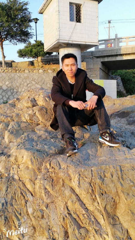 王俊辉的第一张照片--蚌埠闪婚服务中心