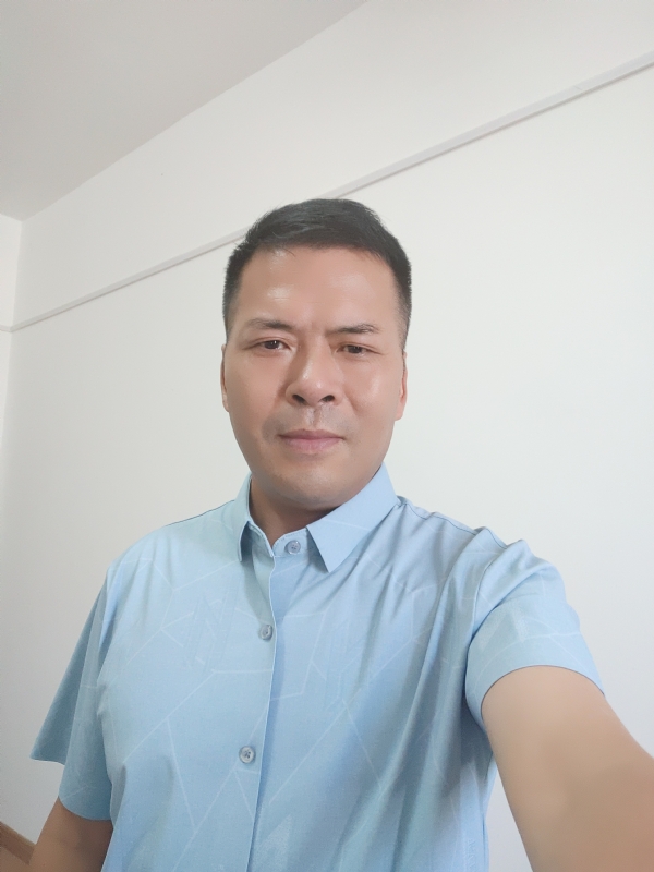 牵挂的第一张照片--蚌埠闪婚服务中心